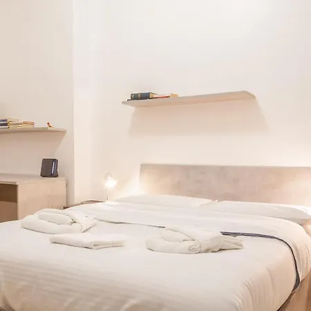 Bnbutler - Pellegrino Rossi, 42 - Ampio E Comodo Per 5 Apartamento *