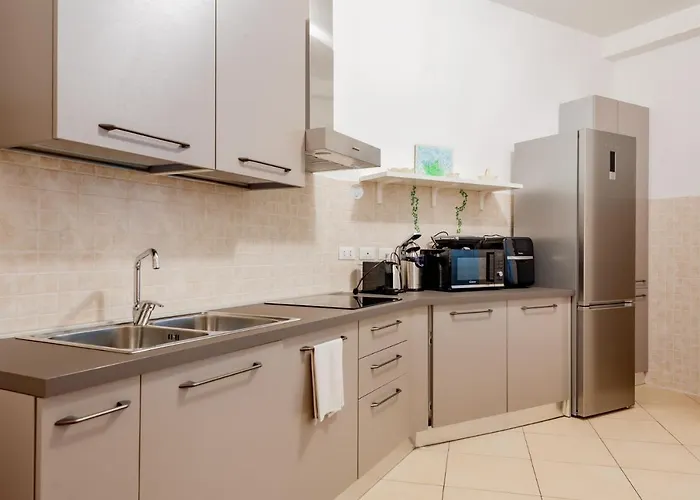 Bnbutler - Pellegrino Rossi, 42 - Ampio E Comodo Per 5 * Mailand